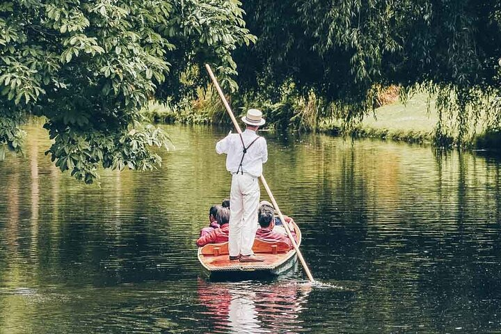 Oxford University | Punting Tour  - Photo 1 of 6